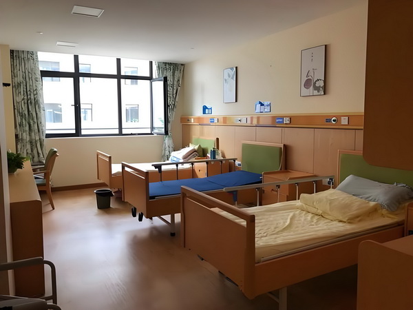 今年深圳积分入户名额是多少_神坛上的陈佩斯:九十年代的因,今日的果 比如的&看到我们上图